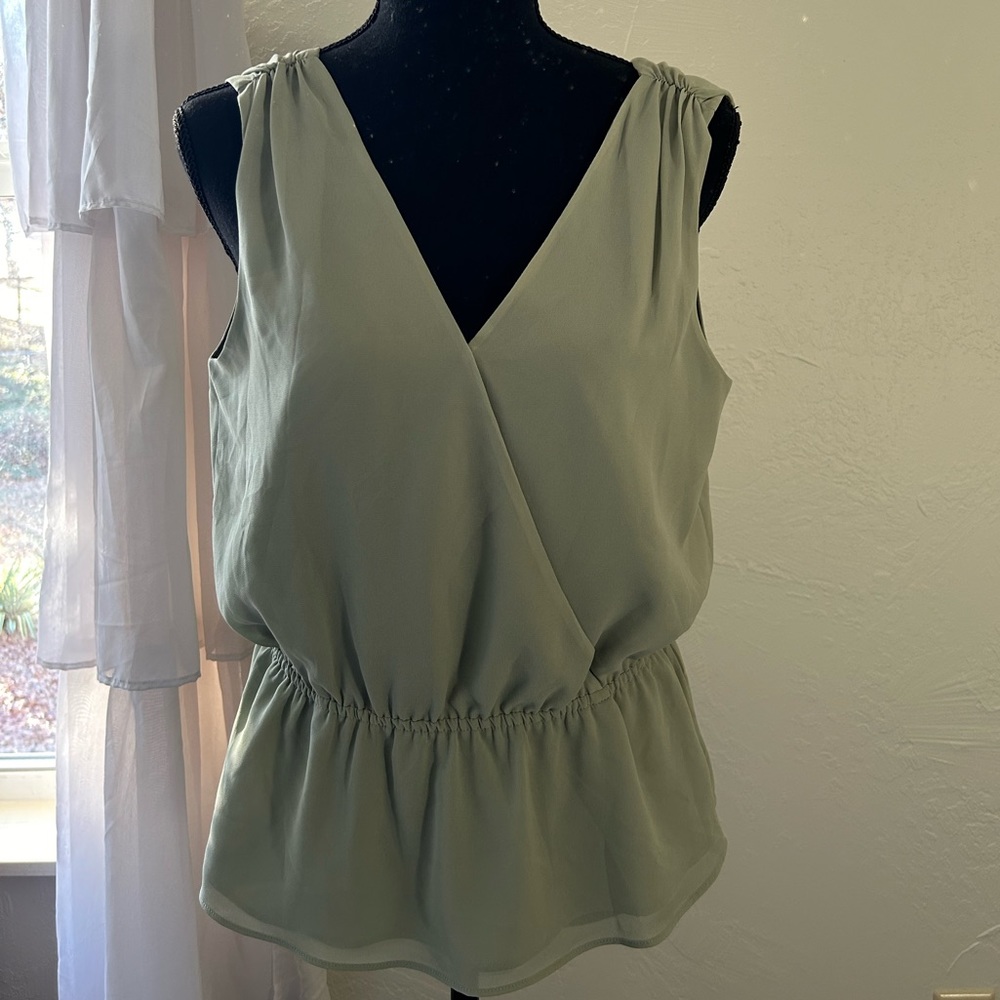 NWT Banana republic green peplum crisscross silky blouse